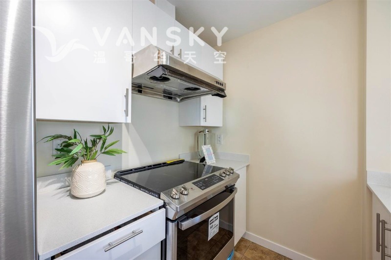 251218134544_Kitchen 2.jpg